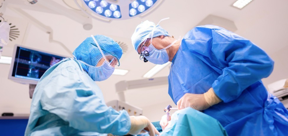 Bloc opératoire au cabinet dentaire du Dr MAIRE à Lisbonne